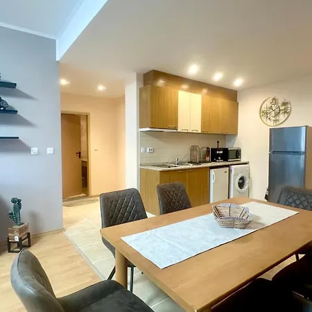 Apartment Bratanov Avenue Center *