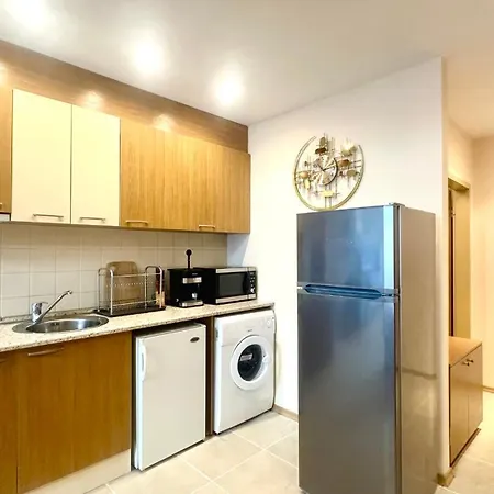 Bratanov Avenue Center Apartment Sunny Beach