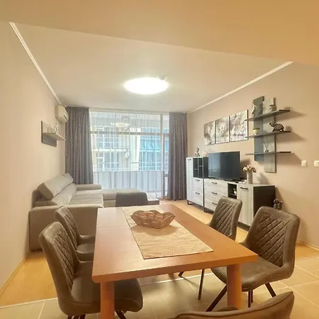 Apartment Bratanov Avenue Center Sunny Beach